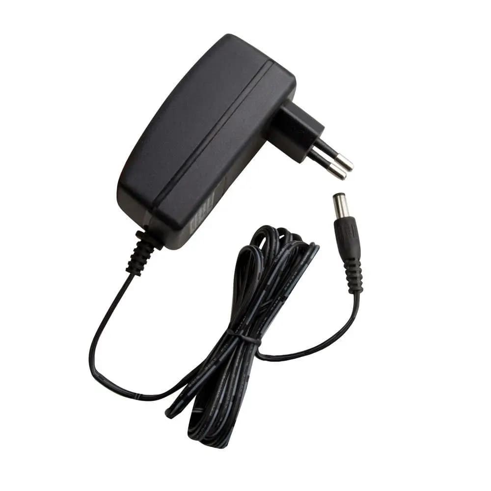 Cargador Rápido Vatton 12V Directo – 60 min, 13.5V DC / 2000mAh, cable 1,8 m