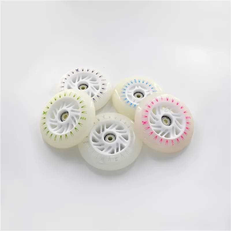 Rueda de Flash LED para rueda de patinaje de velocidad en línea, rueda de 6 110mm, 90A, 4 cuentas LED, núcleos magnéticos de bolas, Color blanco
