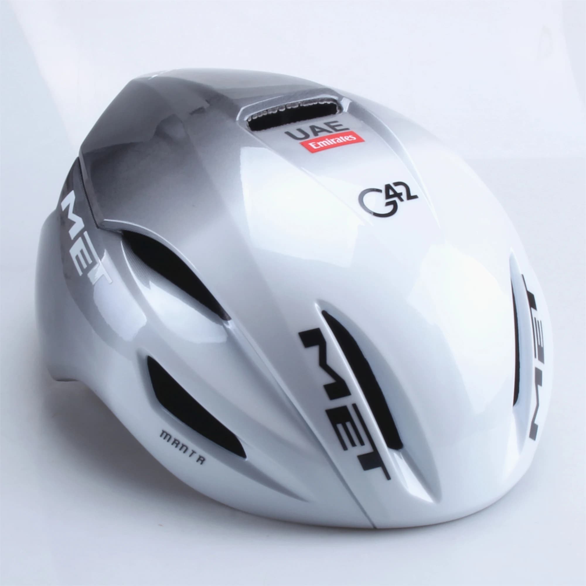 MET Manta Rresight-casco de ciclismo para hombre, deportes al aire libre, patinaje de velocidad, MTB, seguridad, montaña, carretera, montar en