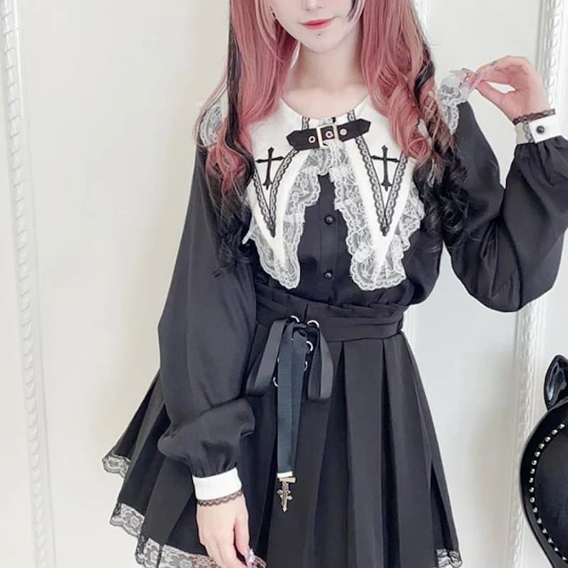 Blusas góticas victorianas de Lolita para mujer, camisa japonesa de encaje dulce con volantes bordados y cuello de marinero, Tops de manga larga