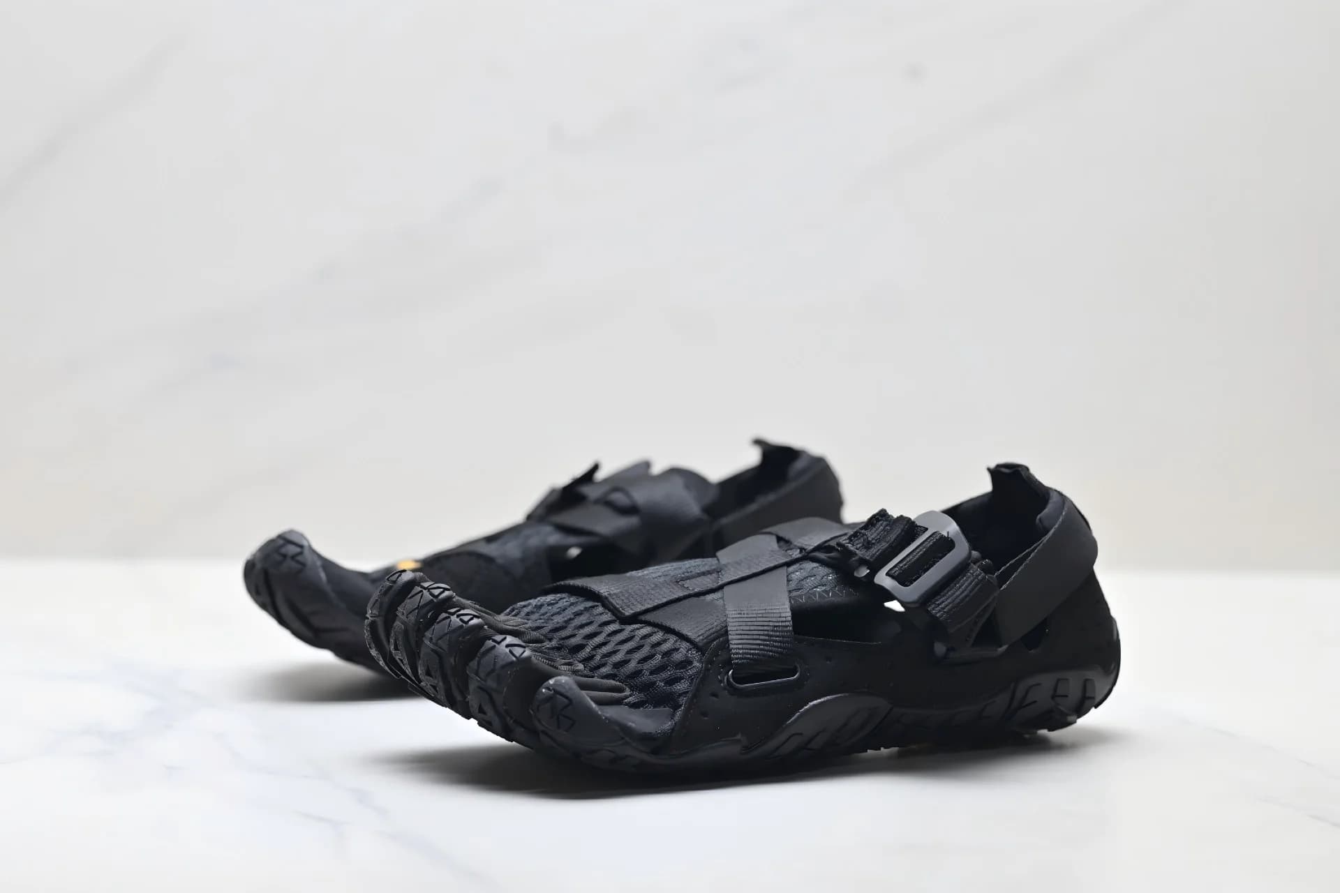 Zapatos Deportivos Transpirables de Cinco Dedos para Hombre y Mujer, de Secado Rápido, Ligeros, Antideslizantes, para Todo Terreno