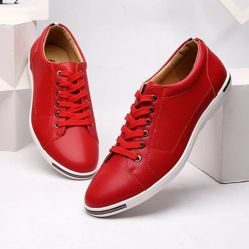 Zapatillas de deporte blancas transpirables informales Size38-48 para hombre, zapatos de cuero para conducir y caminar, cómodos y elegantes para uso