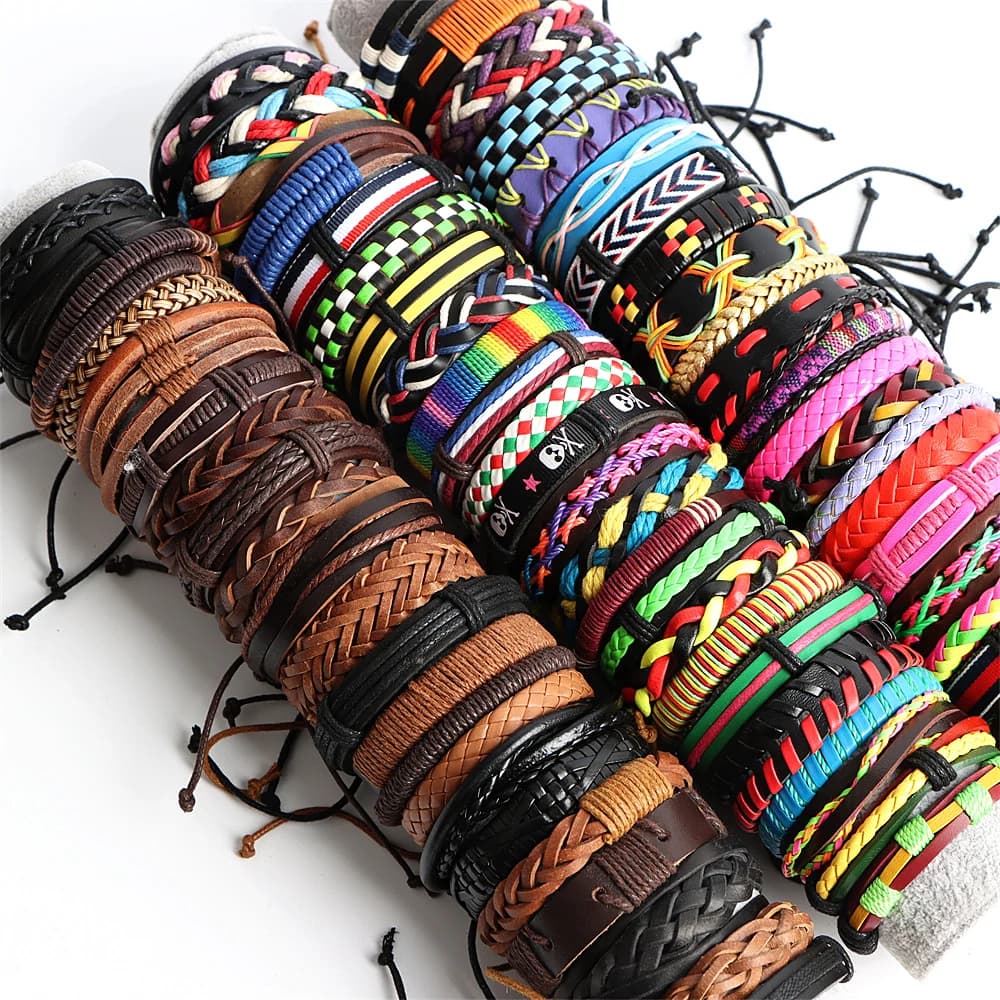 Pulseras de cuero Vintage Retro hechas a mano, brazalete colorido, joyería para mujeres y hombres, mezcla de estilos, regalos de fiesta ajustables,