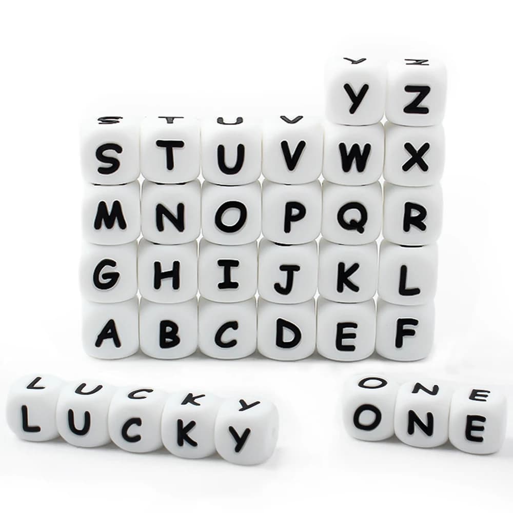 10 Uds. Cuentas de silicona de 12mm, chupete con letras, nombre personalizado, cuentas del alfabeto inglés para hacer joyas, collar de cadena sin BPA