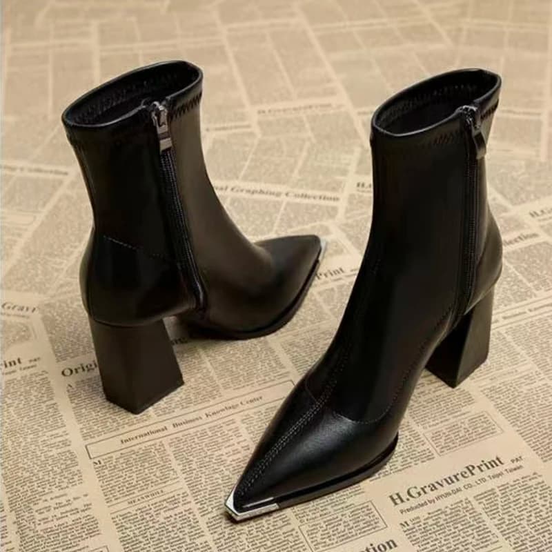 Botines negros de Pu de marca, botas Chelsea de tacón alto con punta estrecha Retro francesa de otoño 2025, botines cortos de diseñador con