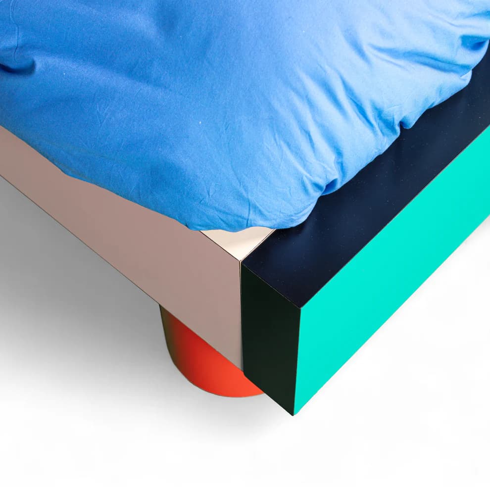 Seletti Cama de rejilla roja Superbed