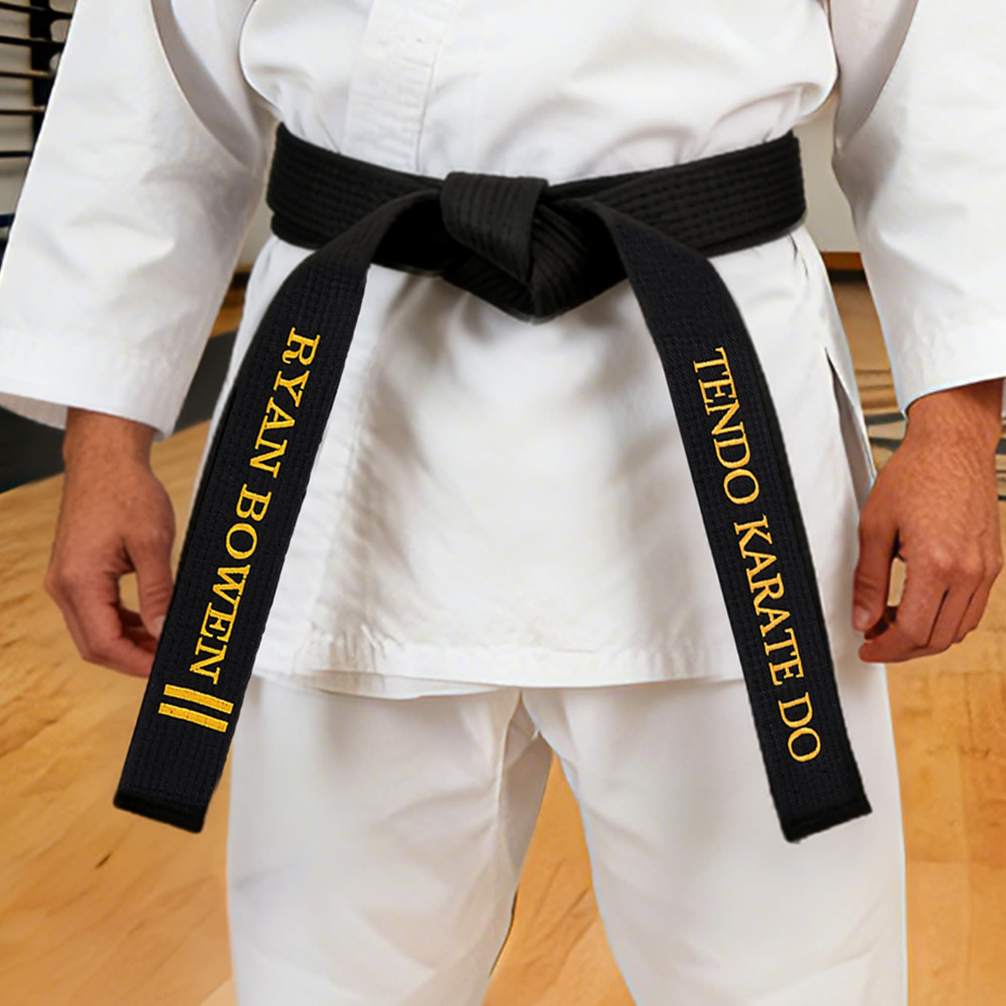 Cinturón negro de taekwondo y kárate personalizado de 1 a 4 líneas de texto bordado regalo de cumpleaños y promoción para amantes de artes