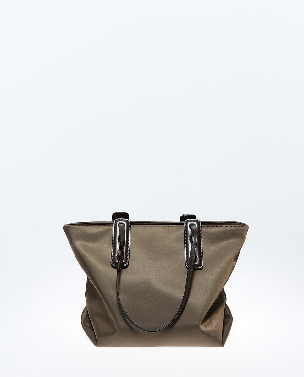 Sfera - Shopper nylon detalle asas.
