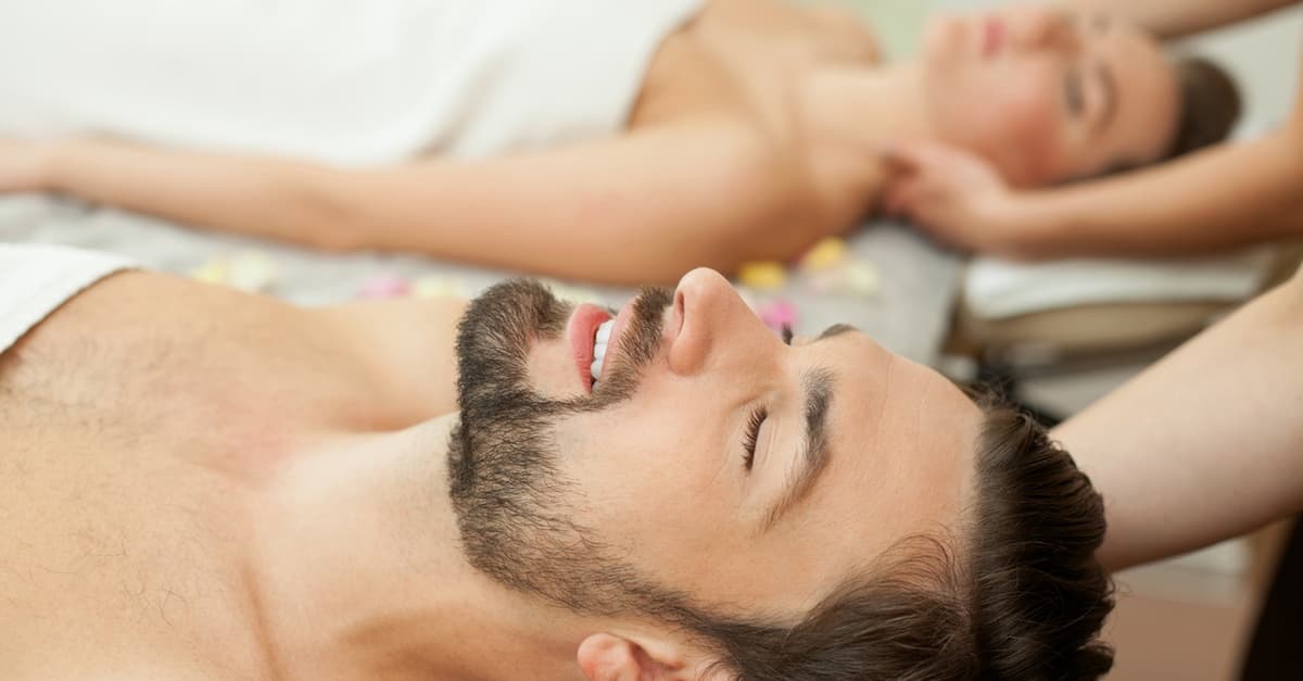 Ritual Balinés de 60 con masaje, cava y bombones para 1 o 2 personas