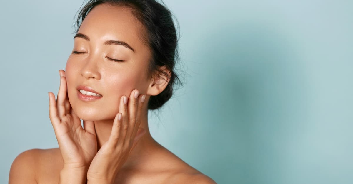 Higiene facial con opción a extras o Dermapen con mascarilla facial