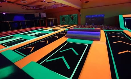 Lunes a domingo: 1 hora de saltos en Diver Jump