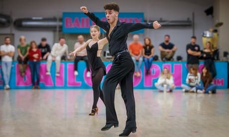 1 mes de clases de salsa: 1 clase a la semana