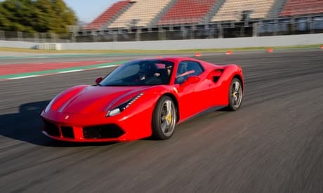 Conducción de 1 vuelta con un Ferrari F430 (490cv) o con un Lamborghini Gallardo (575cv)