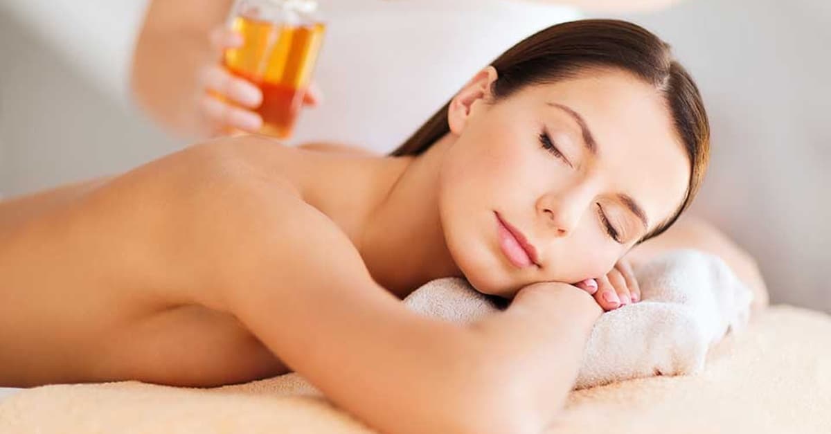 1 o 2 masajes relajantes con aceites esenciales de 60 o 90 minutos