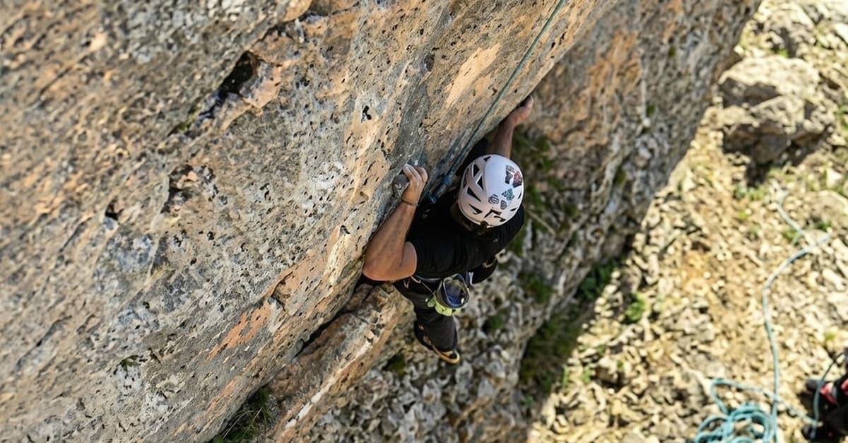 Bautismo de escalada con reportaje fotográfico para hasta 8 personas