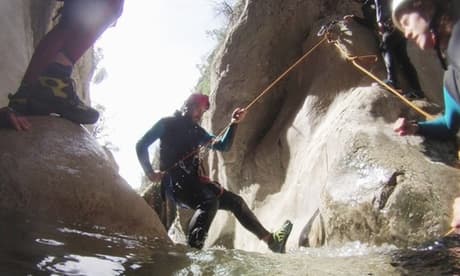 Para 8 personas: Actividad de descenso por barranco seco o acuático en grupo