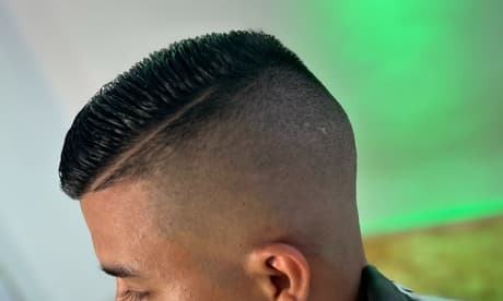 Sesión de peluquería para caballero con corte y arreglo de barba
