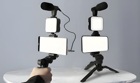 Kit vlogging multifuncional con luz led regulable y micrófono