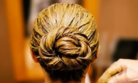 Peluquería con coloración de barros completo hasta 50 g lavado masaje craneal corte de puntas y secado al aire