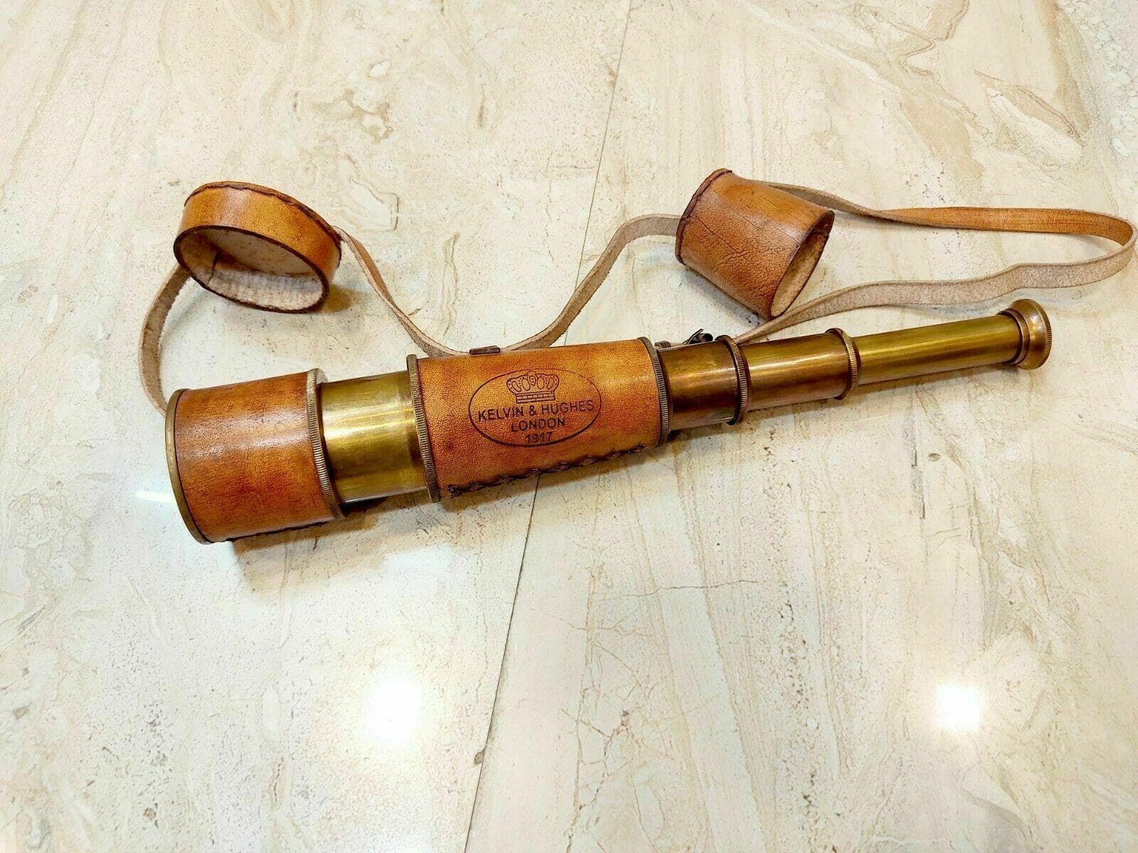 Telescopio de cuero de latón antiguo, catalejo náutico de trabajo pirata, mira marina