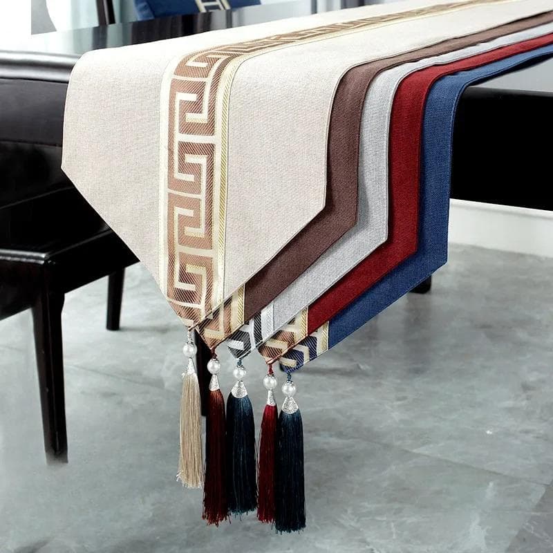Mantel de mesa de estilo chino, moderno, ligero y lujoso, impermeable, con tiras triangulares, decorativo, para TV, armario y mesa.