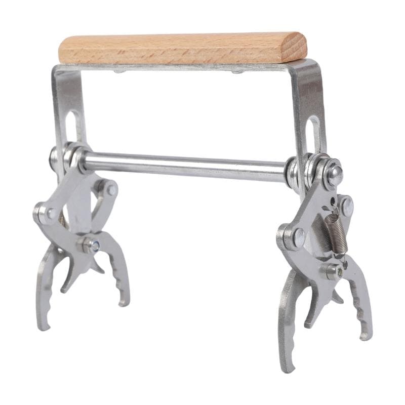 Pinza de Acero Inoxidable para Marcos de Apicultura con Mango de Madera Lisa para un Manejo Seguro de los Marcos de la Colmena