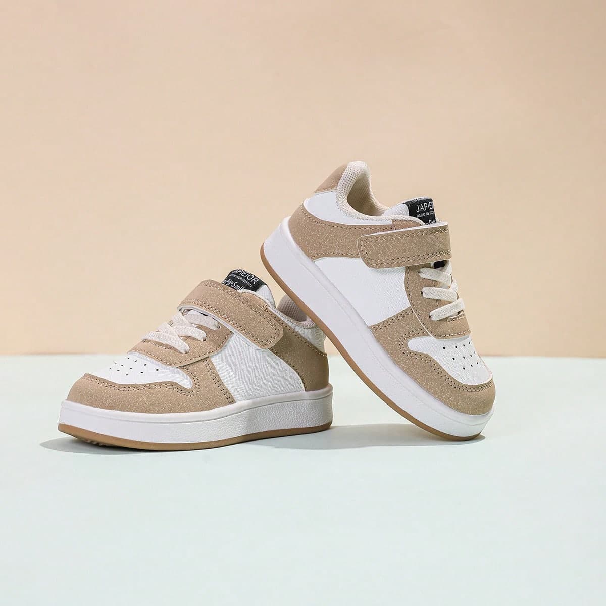 1 par de zapatos deportivos para niños, diseño dual de gancho y bucle + cordones, conveniente para que los niños se los pongan y se los quiten de