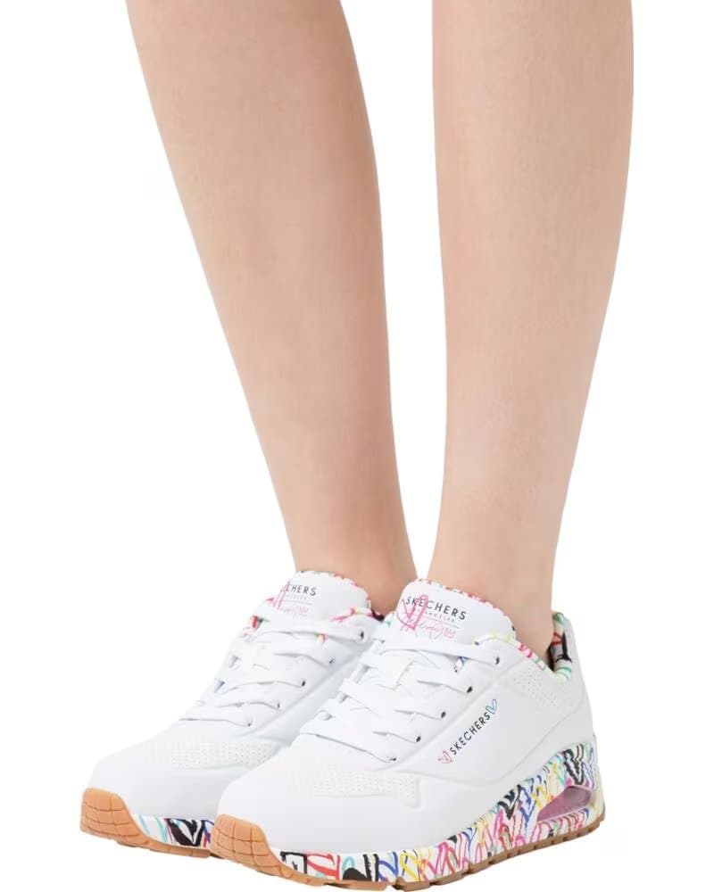 SKECHERS ZAPATILLAS 155506-WHT PARA MUJER, DISEÑO MULTICOLOR CON MALLA WHITE DURABUCK- MULTI COLORED MESH TRIM
