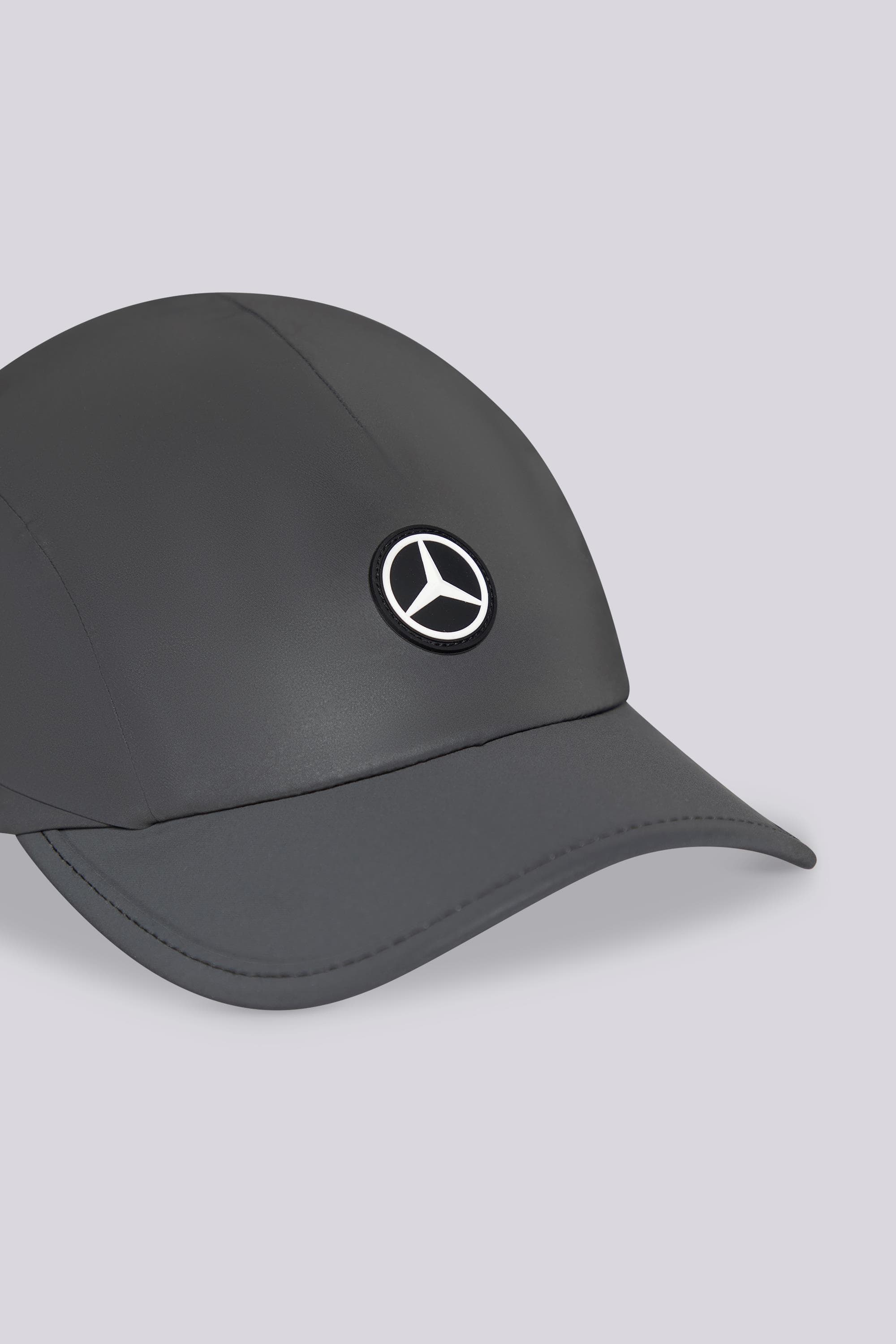 adidas Mercedes AMG Petronas F1 - Negro - Gorra  MKP talla 5 view 2