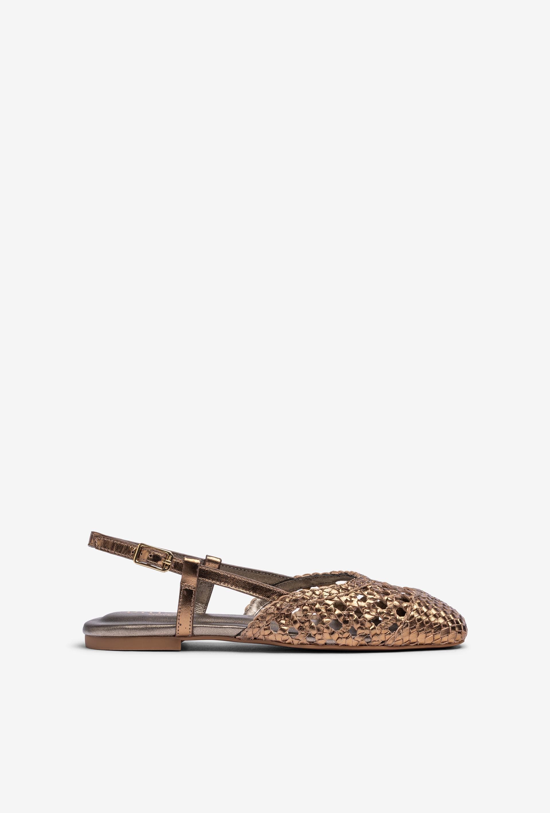 Mules en cuir tressé