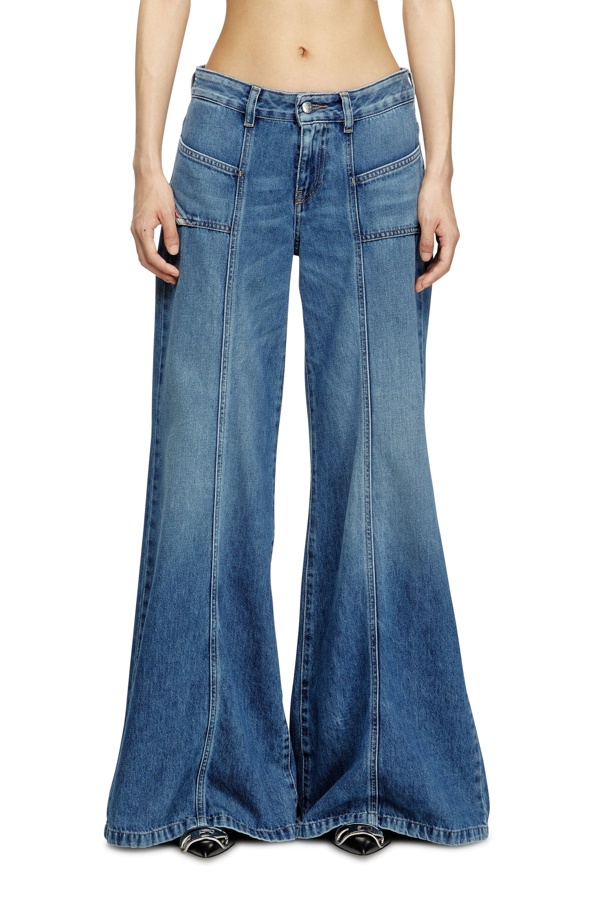 Diesel Vaqueros Flare Cintura Baja D-Akii, Azul medio, Cremallera