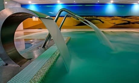 Circuito spa de 90 minutos para 2 personas con 2 copas de cava y masaje de espalda