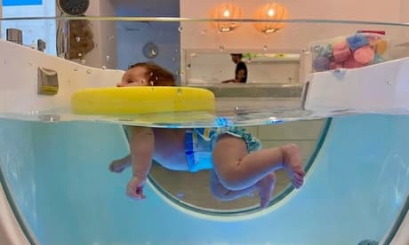 Spa privado para bebés de 0 a 12 meses con sesión de hidroterapia y masaje a elegir